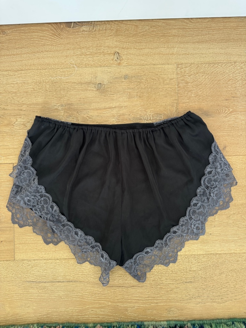 Black Lace-Trim Satin style shorts - Picture 3 of 4